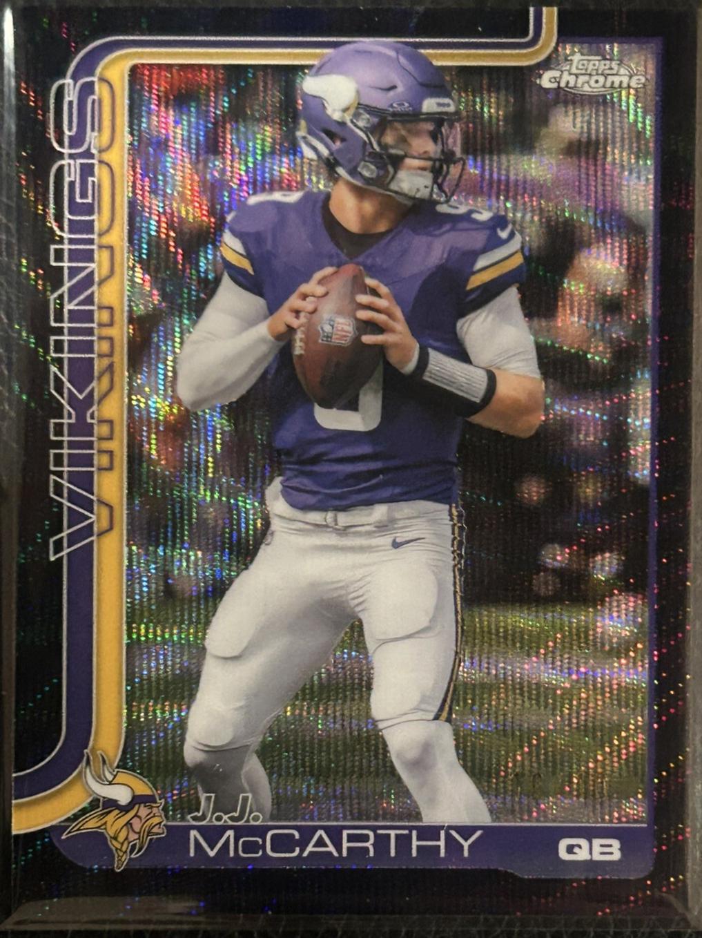 J.J. McCarthy [Black Refractor] #199