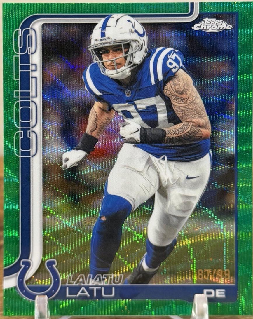 Laiatu Latu [Green Wave Refractor] #128
