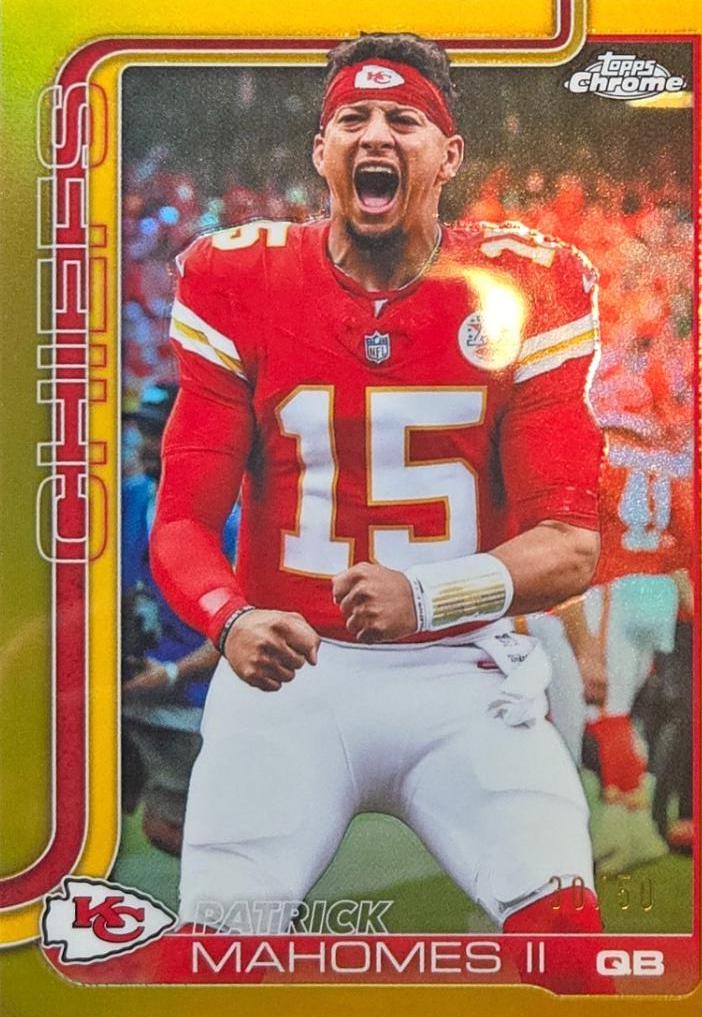 Patrick Mahomes II [Gold Image Variation] #148