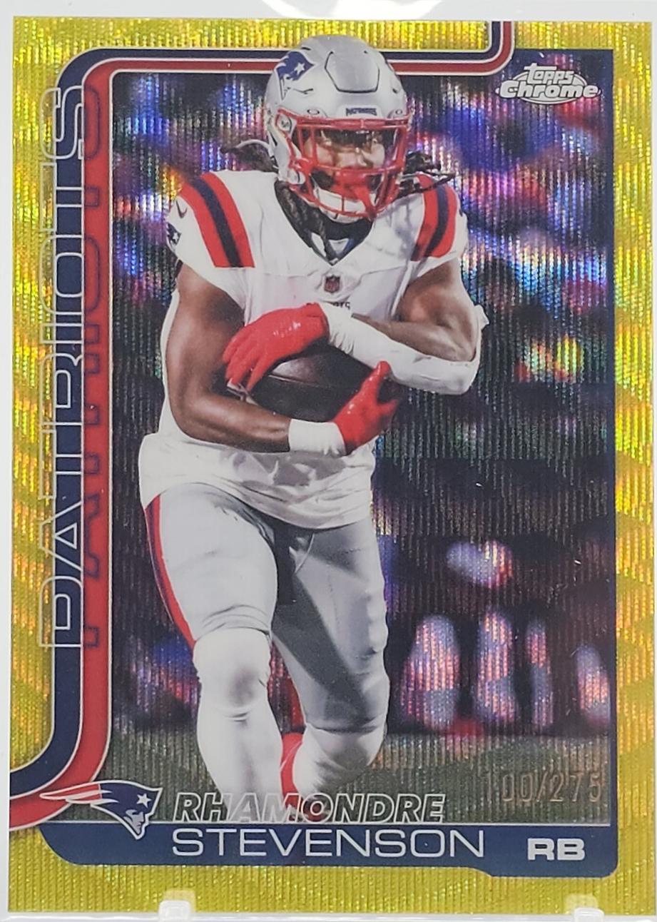 Rhamondre Stevenson [Yellow Wave Refractor] #210