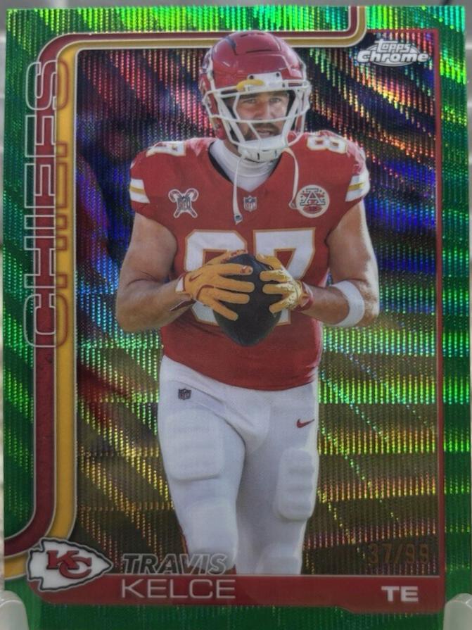 Travis Kelce [Green Wave Refractor] #150