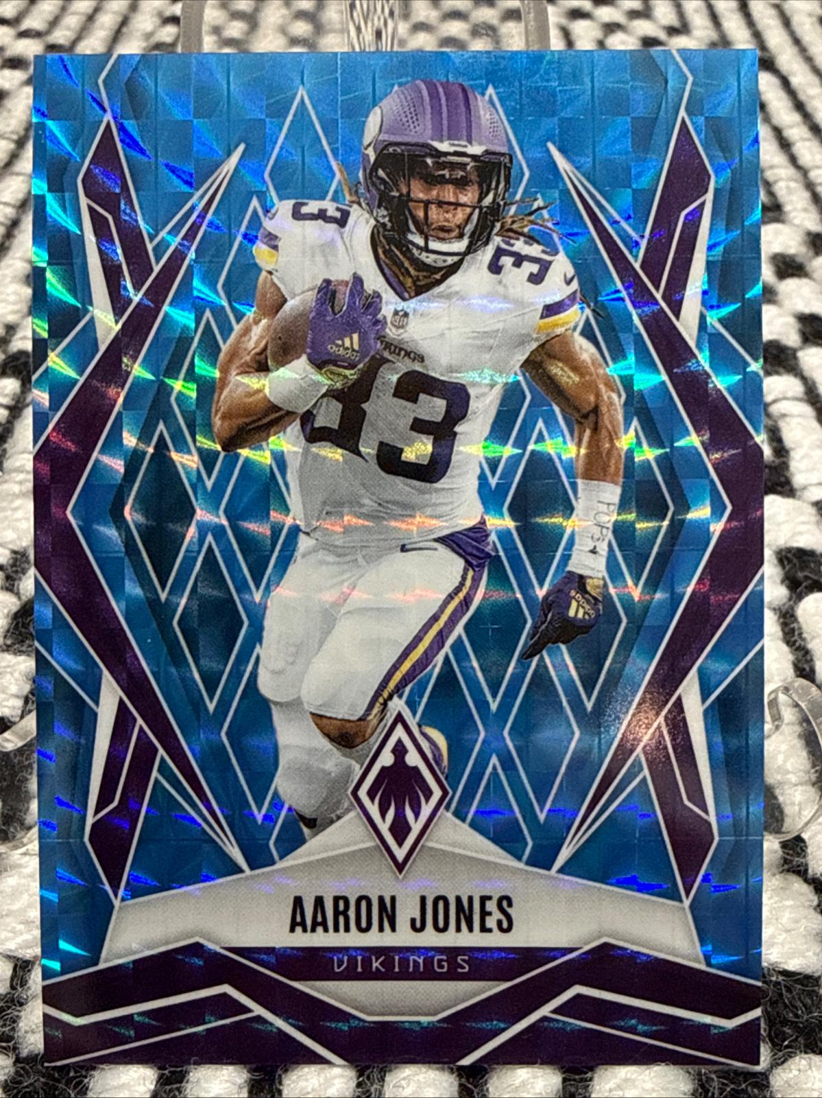 Aaron Jones [Light Blue Pyramids] #85