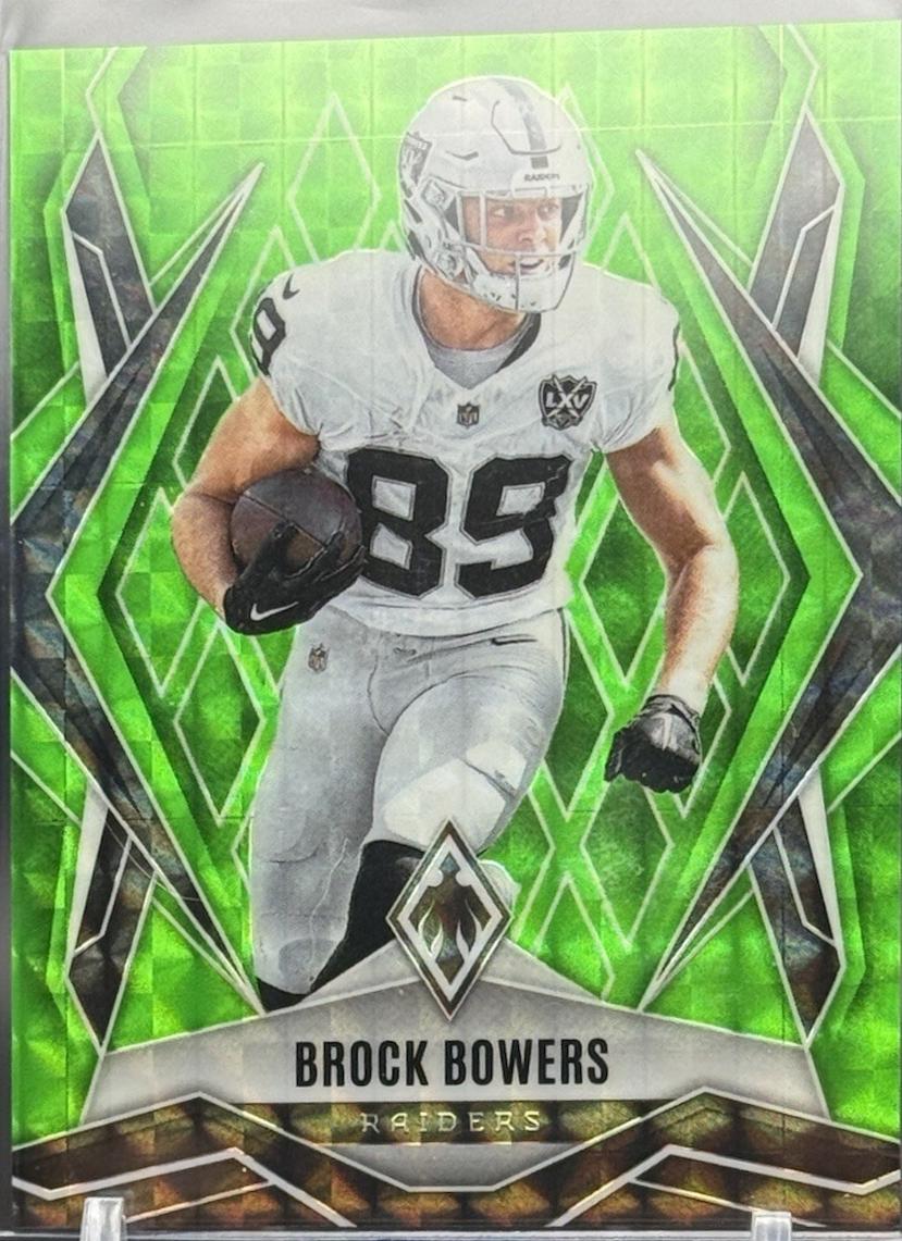 Brock Bowers [Lime Green Pyramids] #146