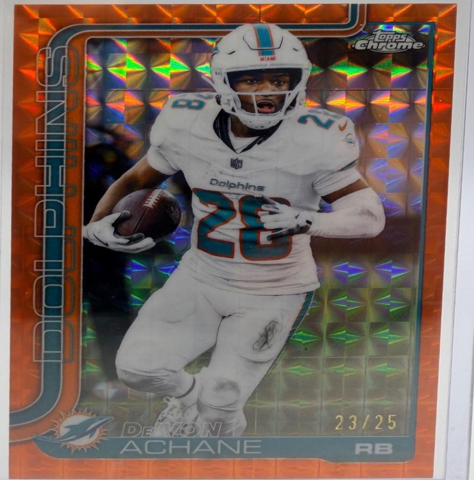 De'Von Achane [Orange Geometric Refractor] #188