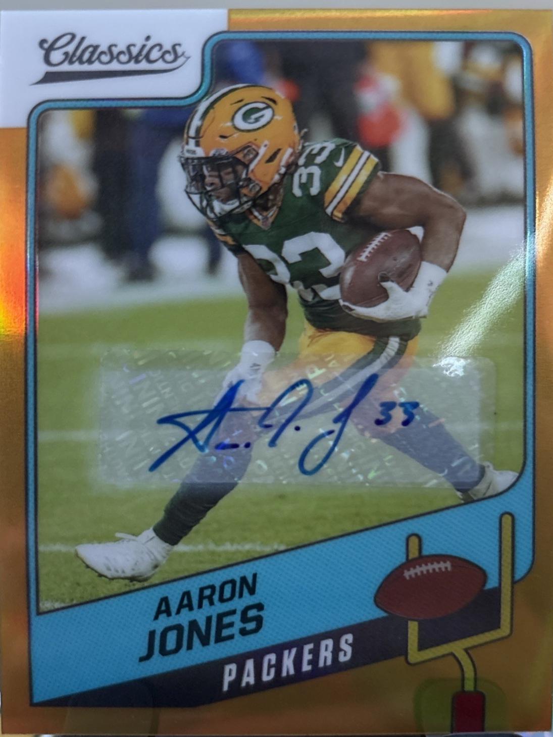 Aaron Jones [Premium Edition Significant Signature Gold] #40