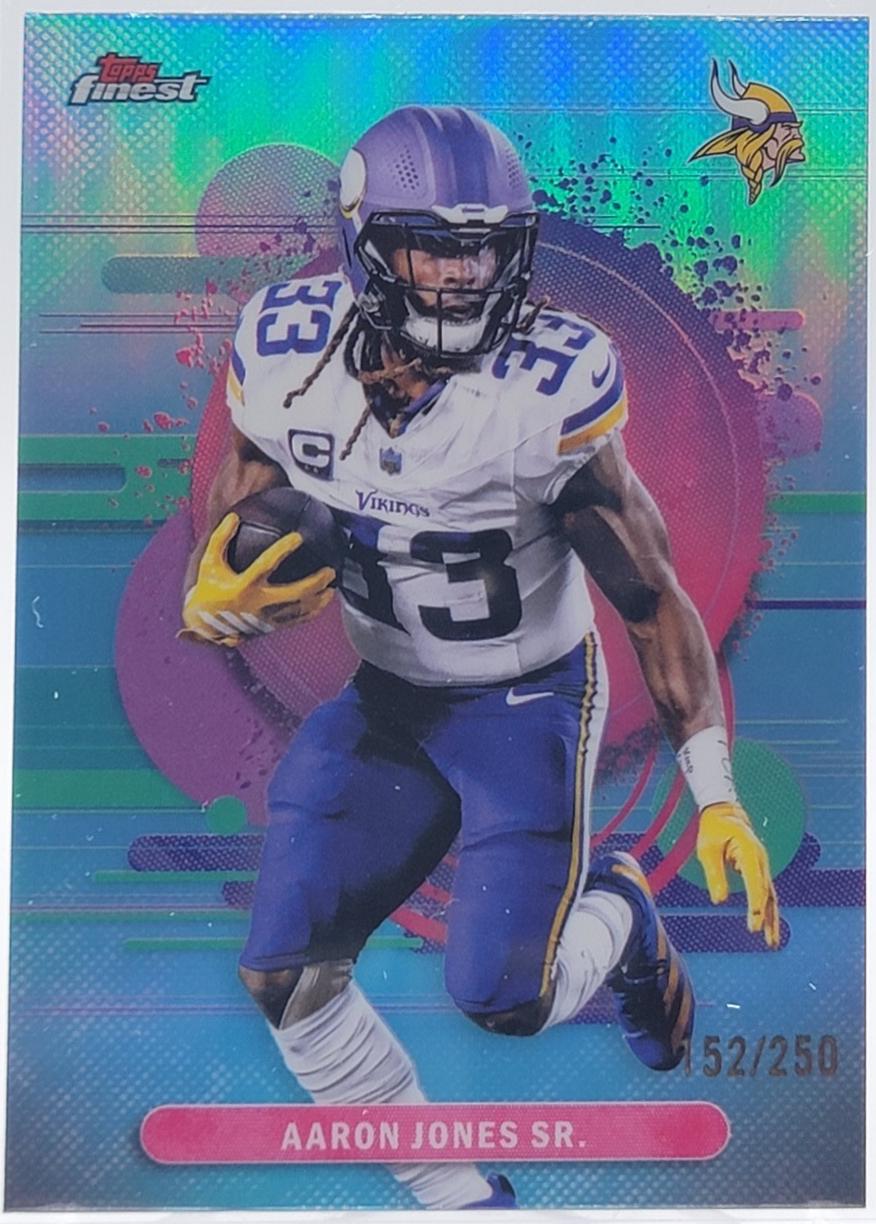 Aaron Jones Sr. [Sky Blue Refractor] #159