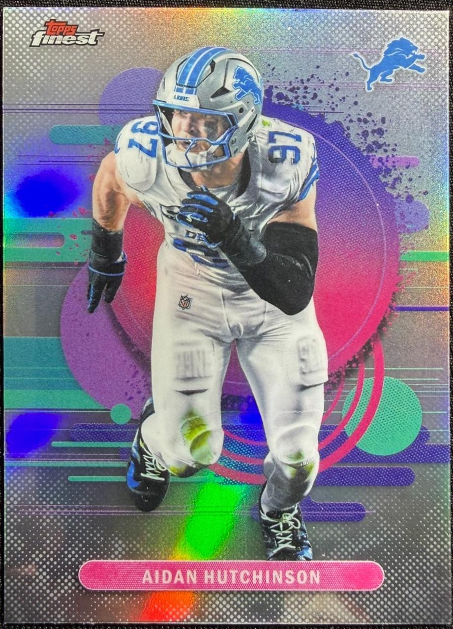 Aidan Hutchinson [Refractor] #186