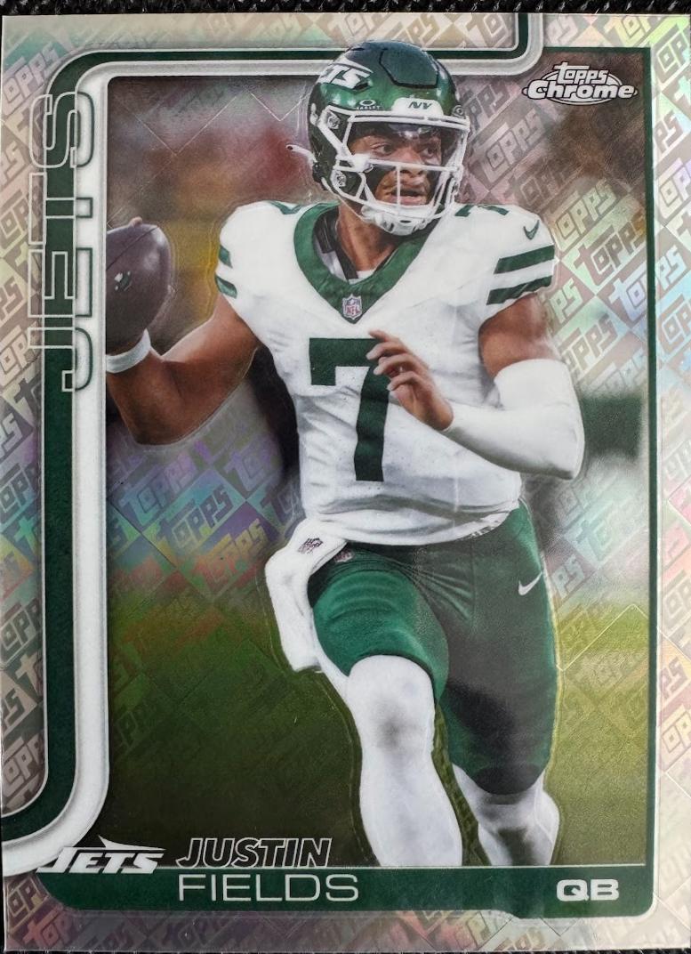 Justin Fields [Topps Refractor] #237