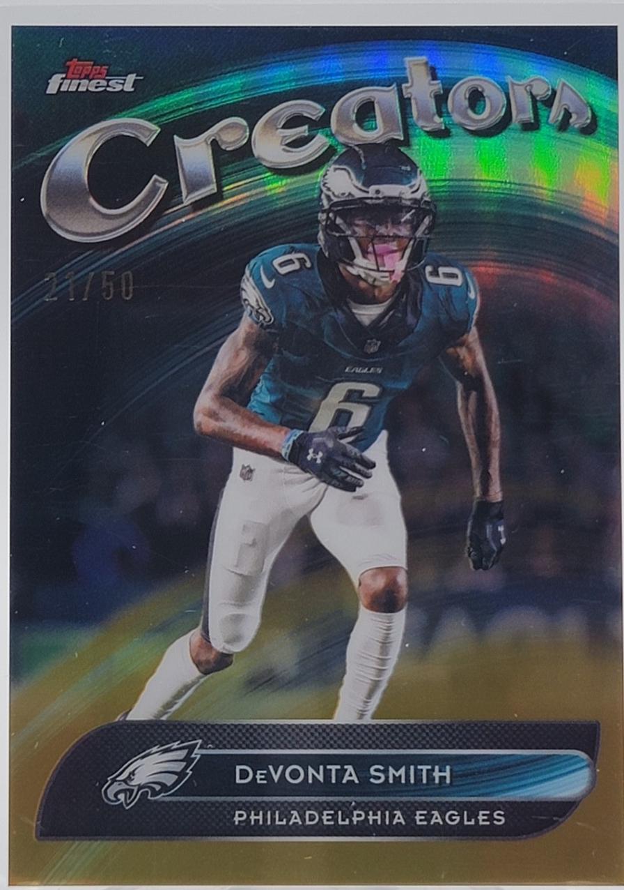 DeVonta Smith [Gold Refractor] #CR-24