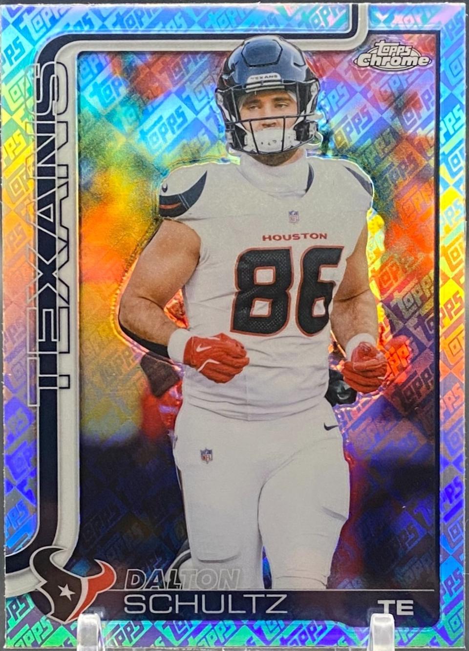 Dalton Schultz [Topps Refractor] #118
