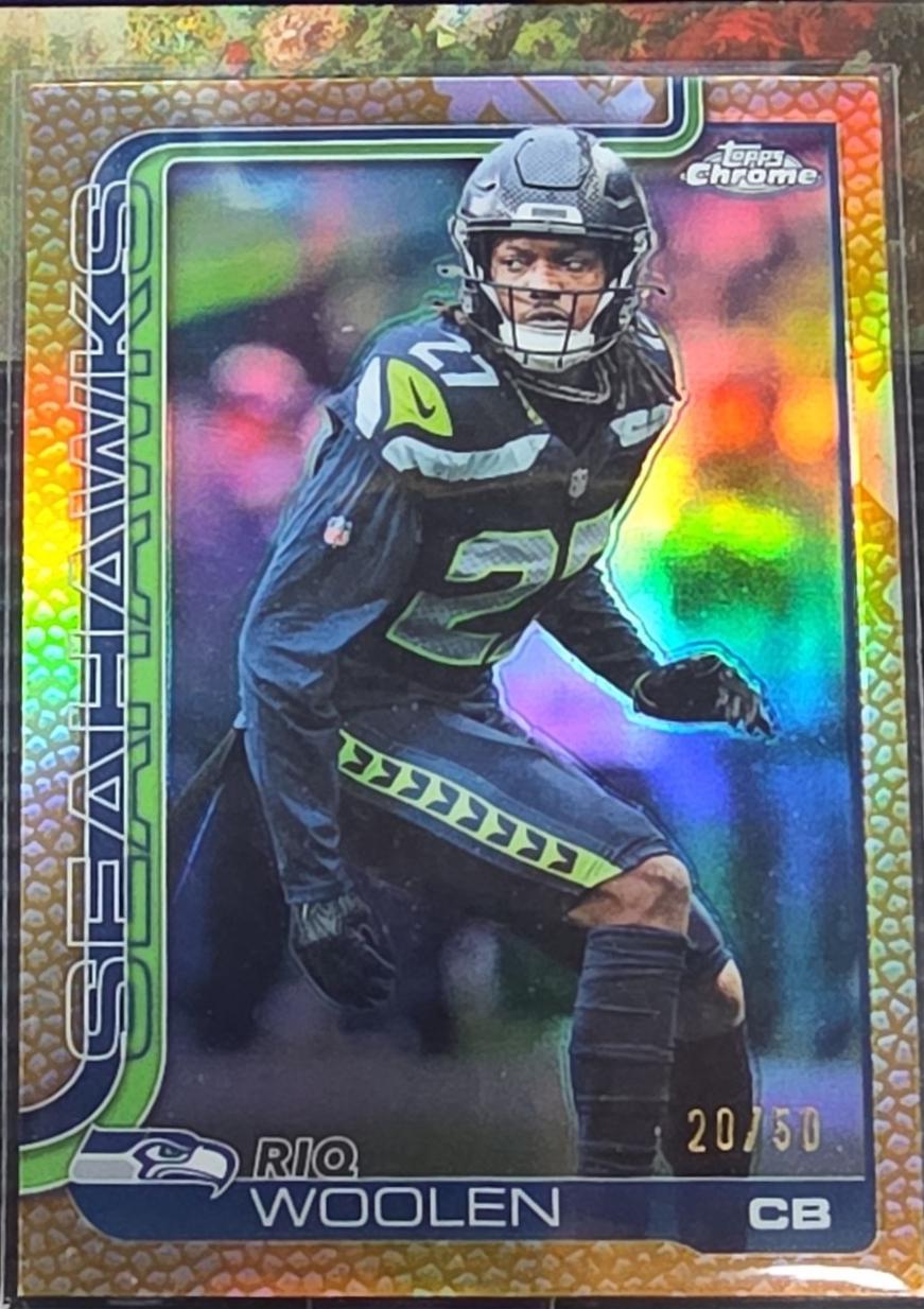 Riq Woolen [Gold Refractor] #278
