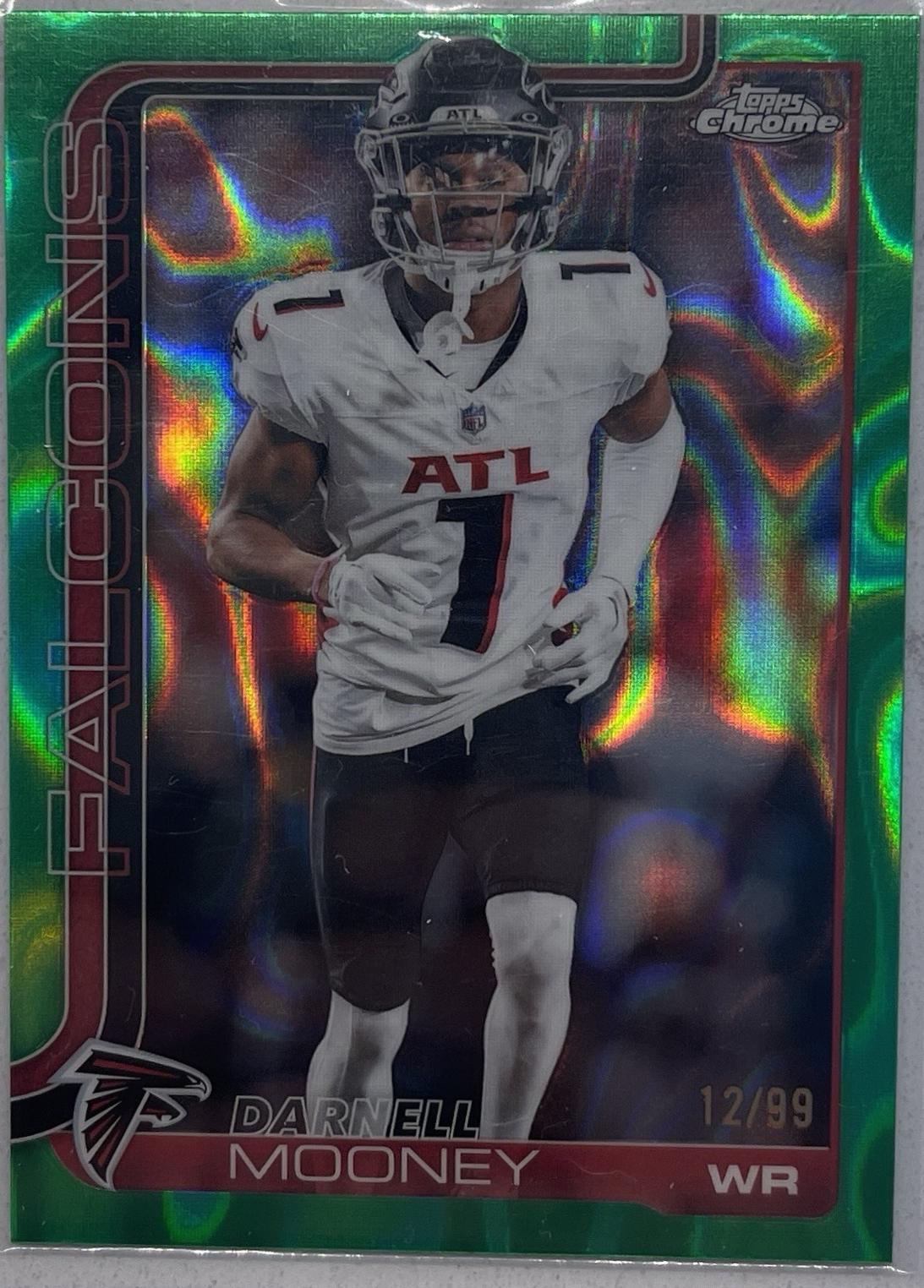 Darnell Mooney [Topps Refractor] #11