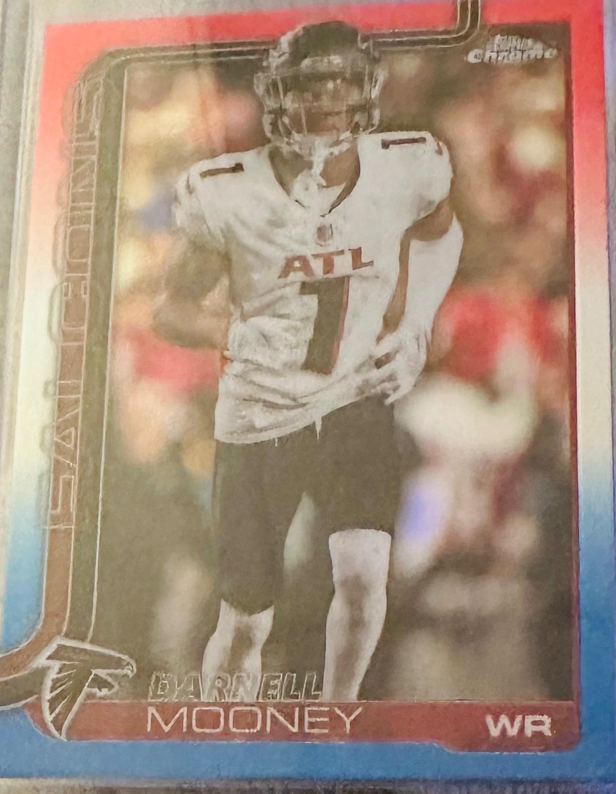 Darnell Mooney [Red White Blue Refractor] #11