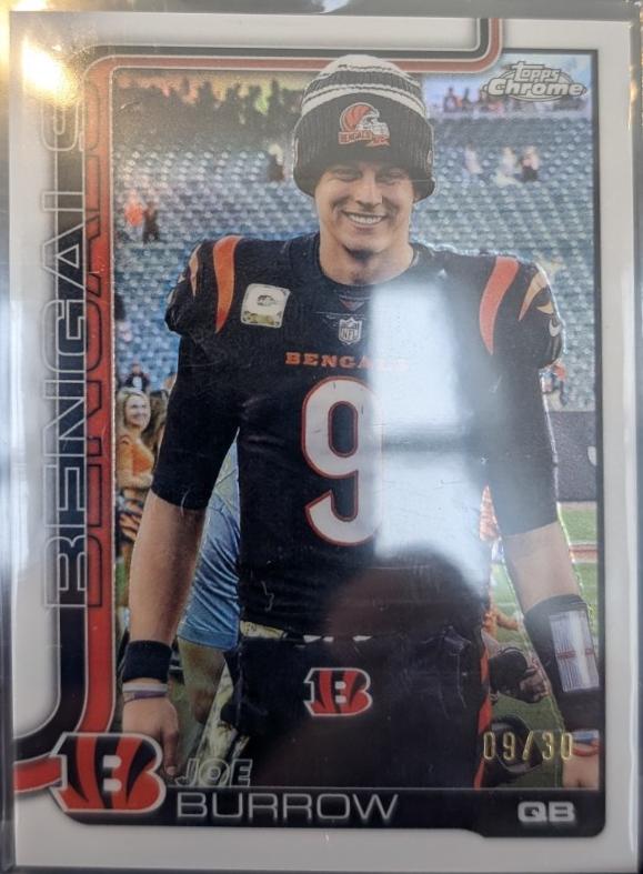 Joe Burrow [White Refractor] #61