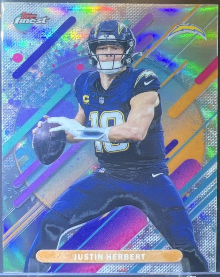 Justin Herbert [Refractor] #239