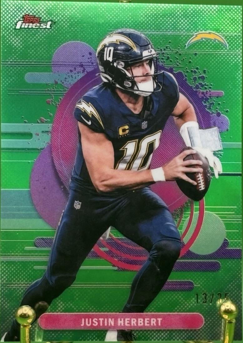 Justin Herbert [Green Refractor] #138