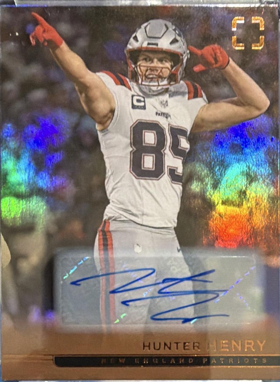Hunter Henry [Autograph] #9