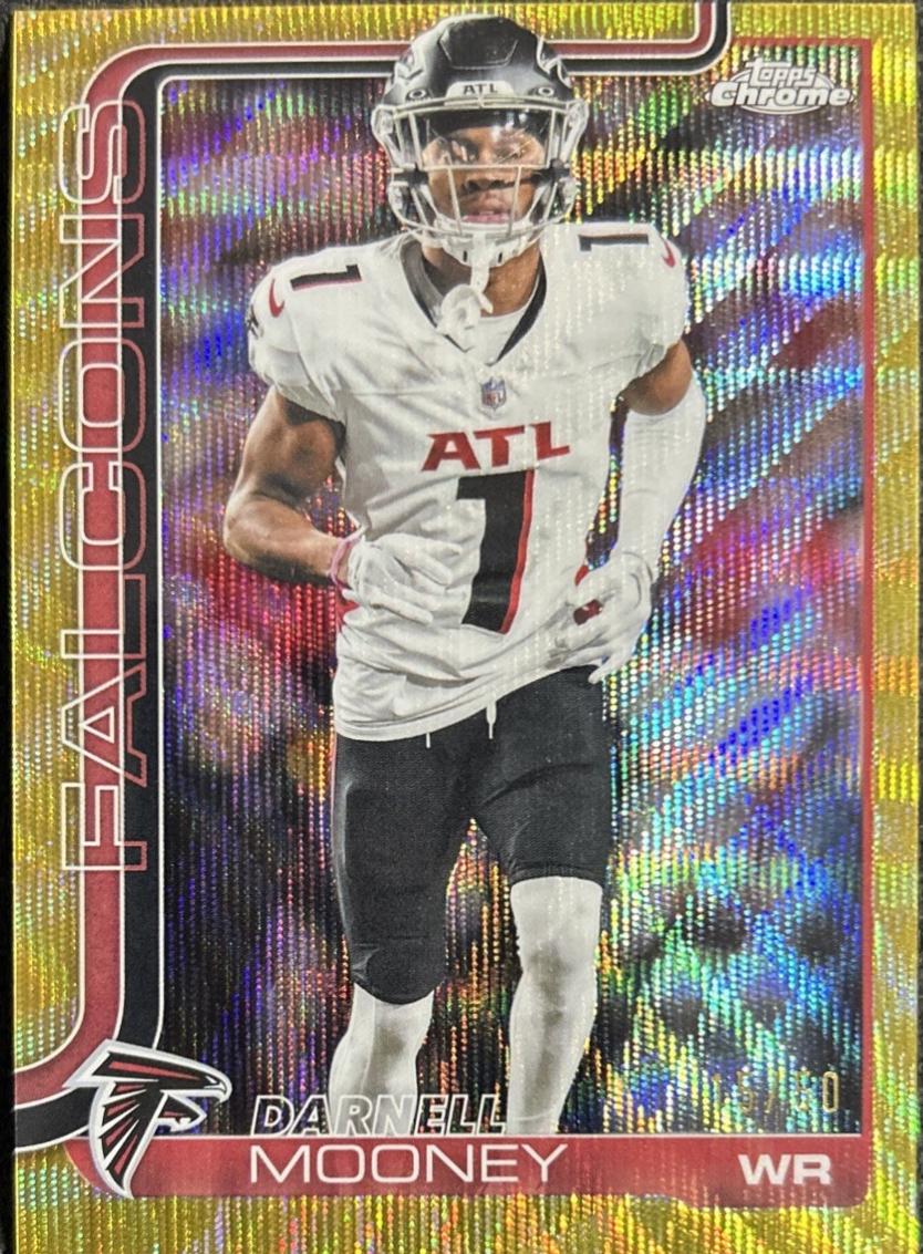 Darnell Mooney [Gold Wave Refractor] #11