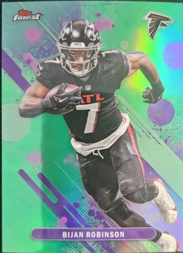 Bijan Robinson [Green Refractor] #69