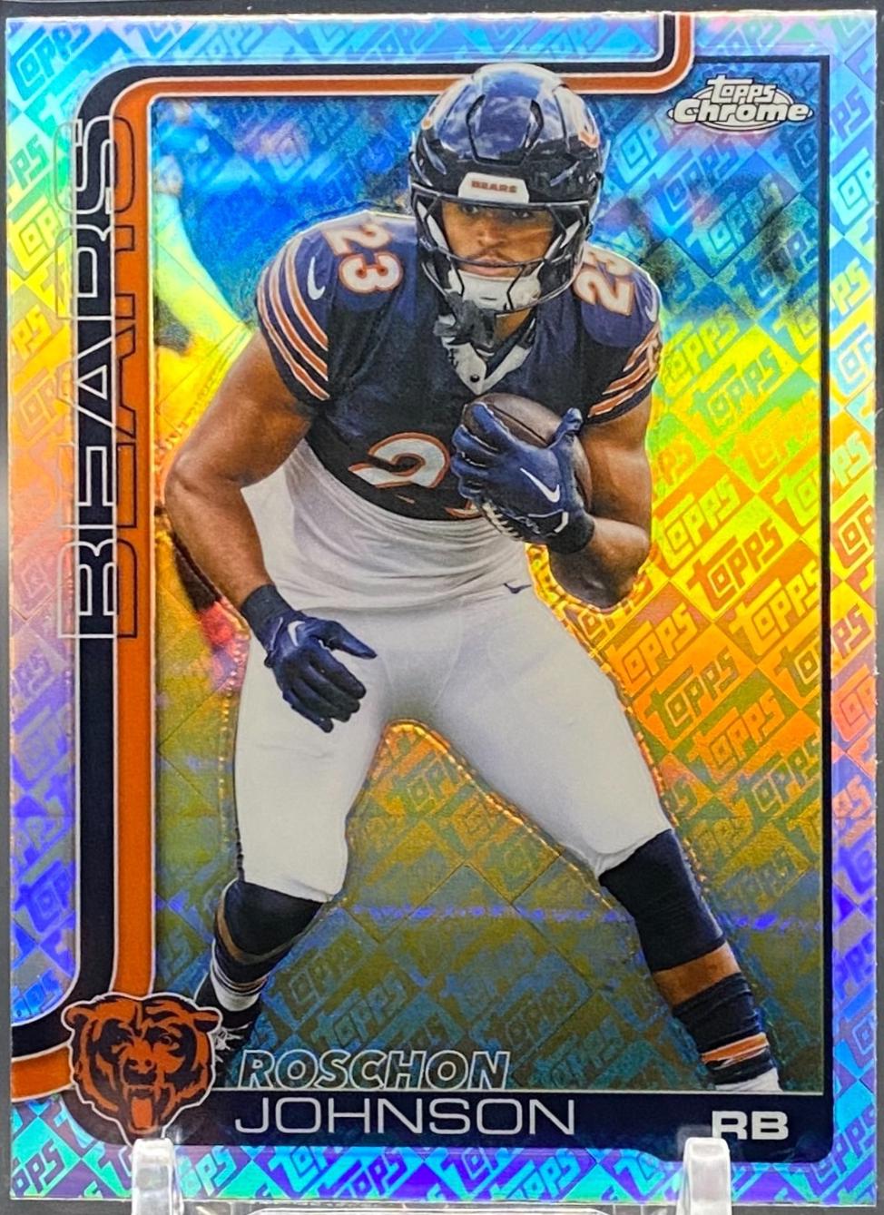 Roschon Johnson [Topps Refractor] #55