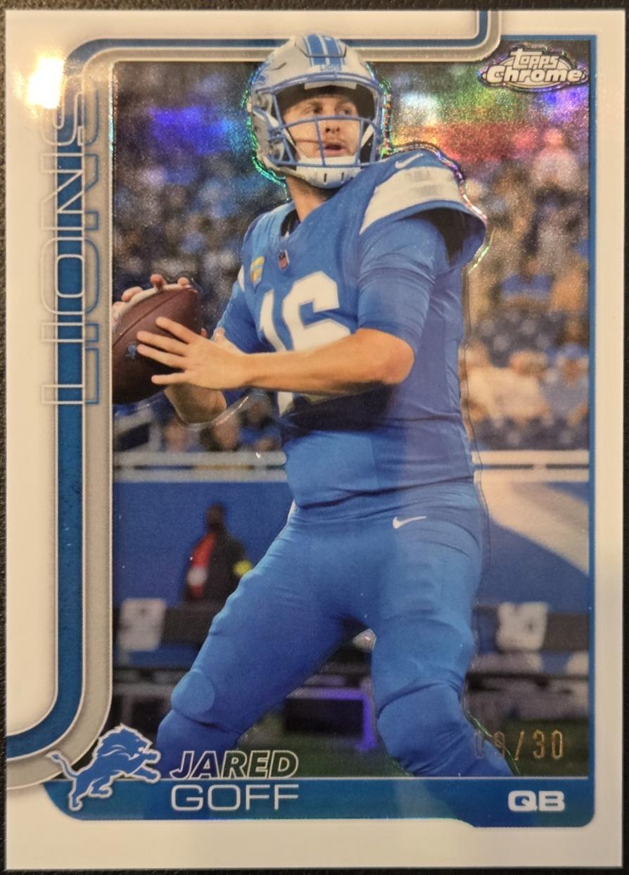Jared Goff [White Refractor] #102