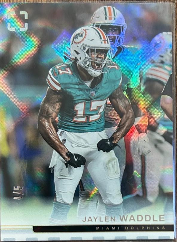 Jaylen Waddle [White] #5
