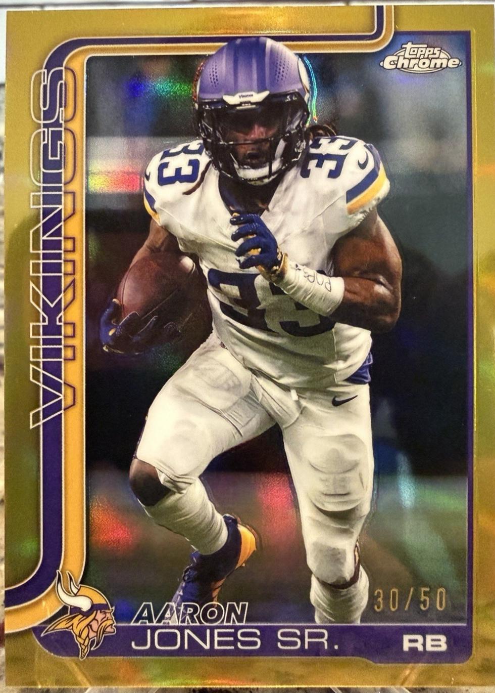 Aaron Jones Sr. [Gold Refractor] #201