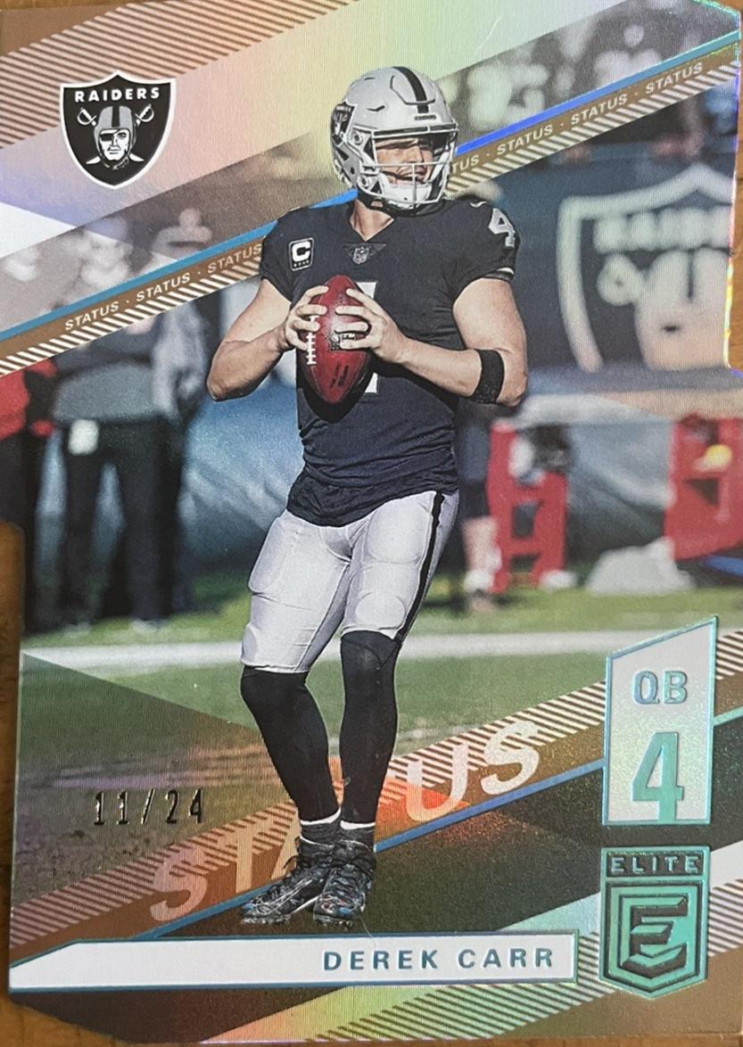 Derek Carr [Status Die Cut] #18