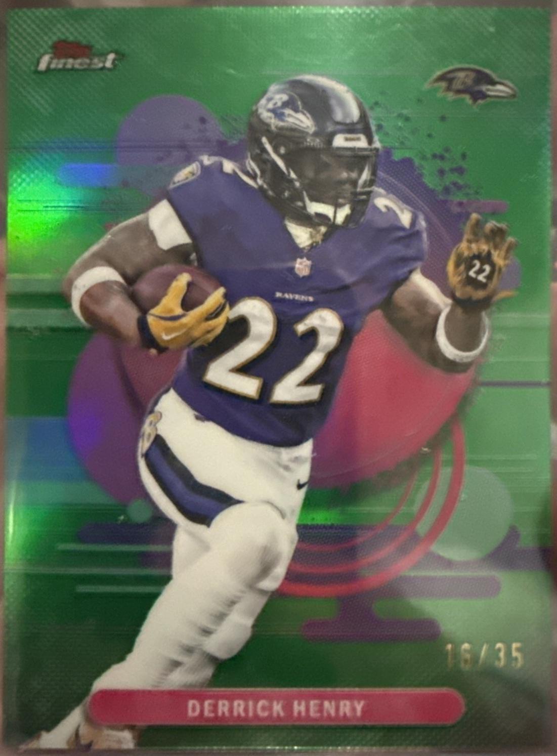 Derrick Henry [Green Refractor] #151