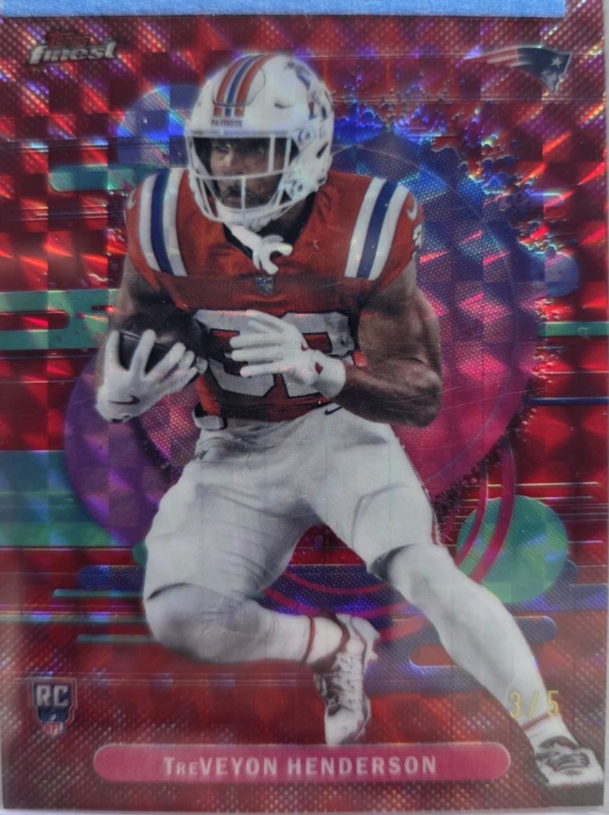 TreVeyon Henderson [Red Geometric] #111