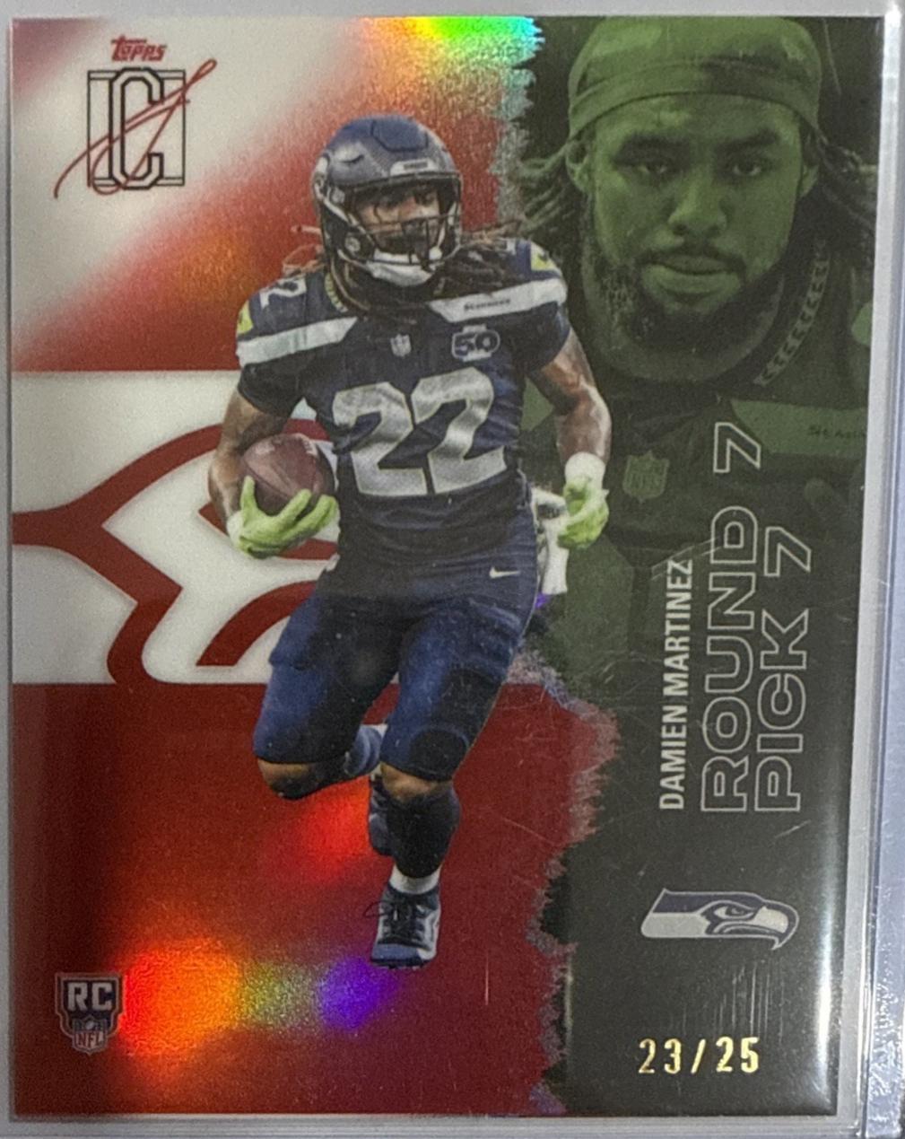 Damien Martinez [Red Refractor Chrome] #183