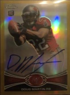 Doug Martin [Catching Autograph Gold Refractor] #147