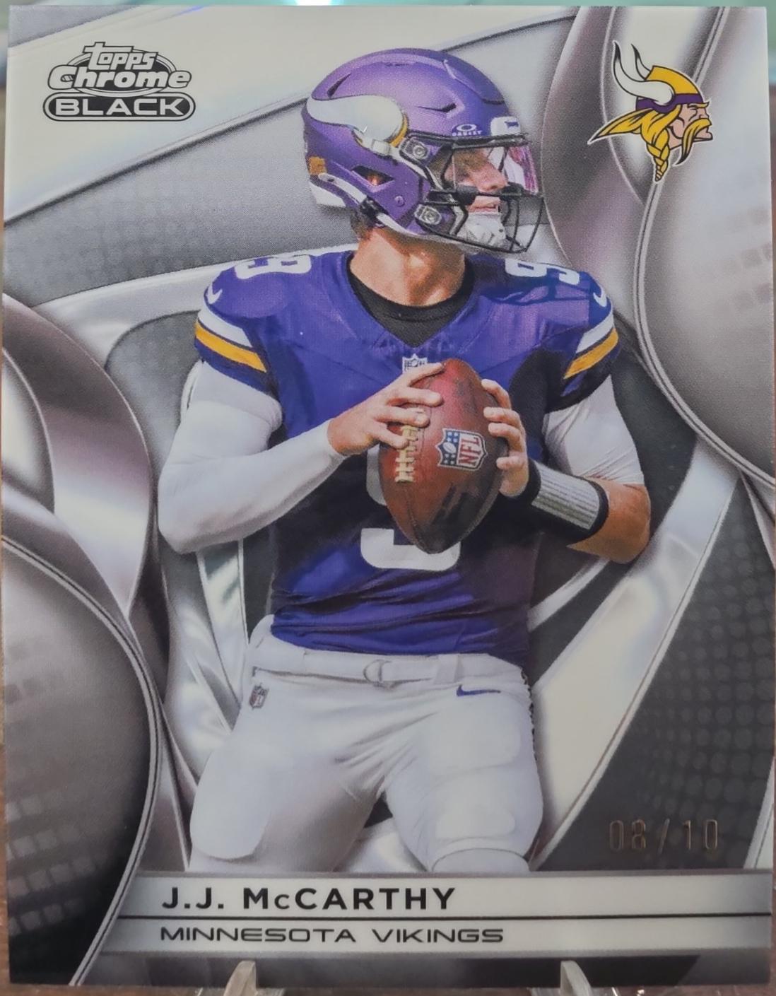 J.J. McCarthy [White Refractor] #67