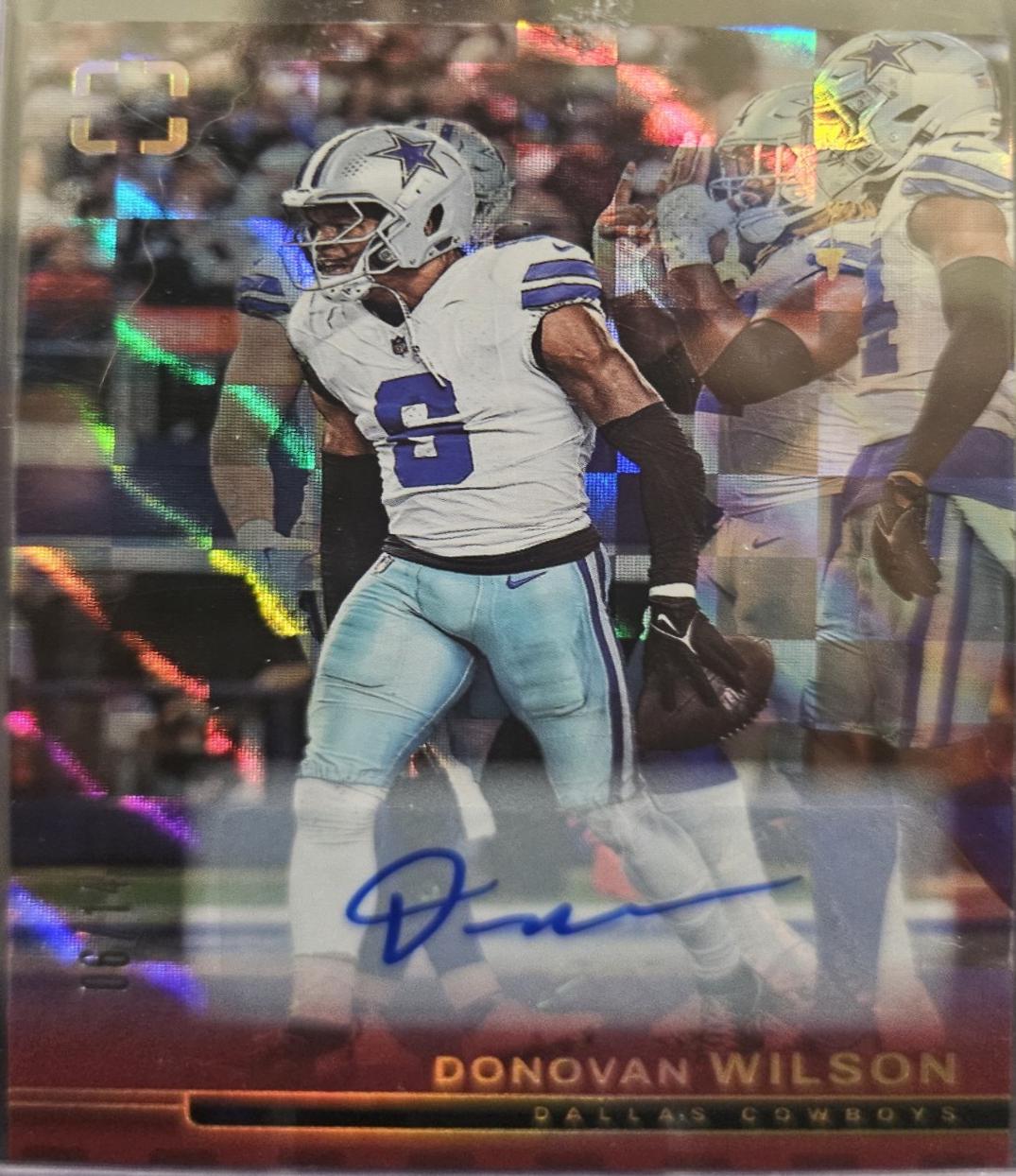 Donovan Wilson [Maroon Autograph] #13