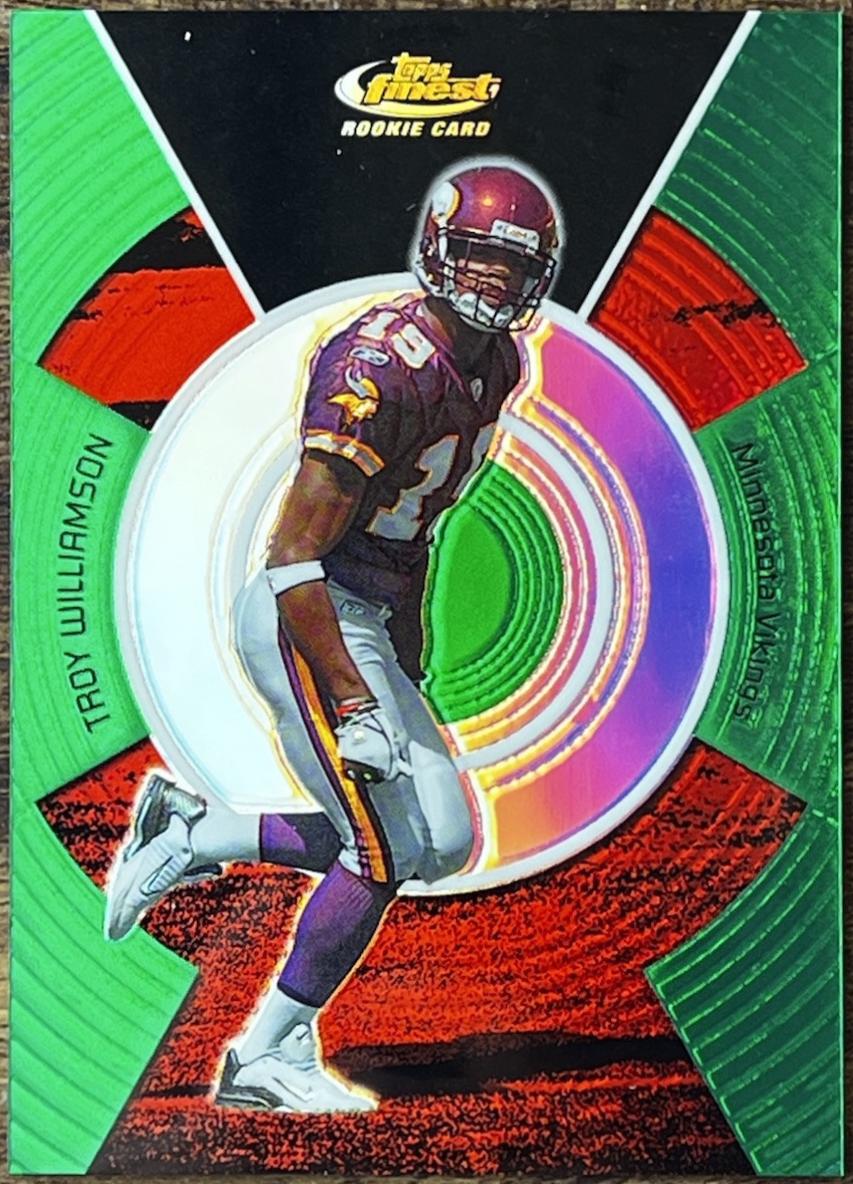 Troy Williamson [Green Refractor] #126