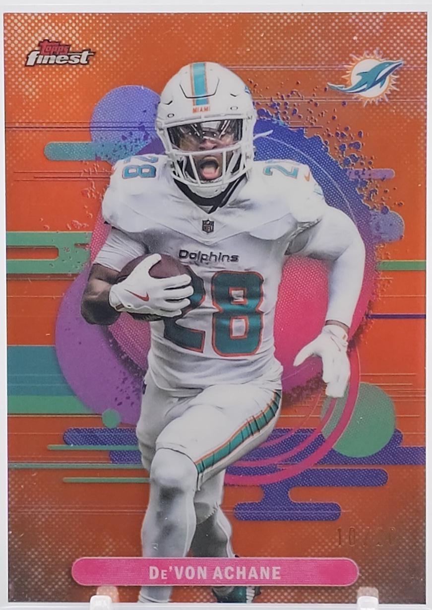 De'Von Achane [Orange Refractor] #158