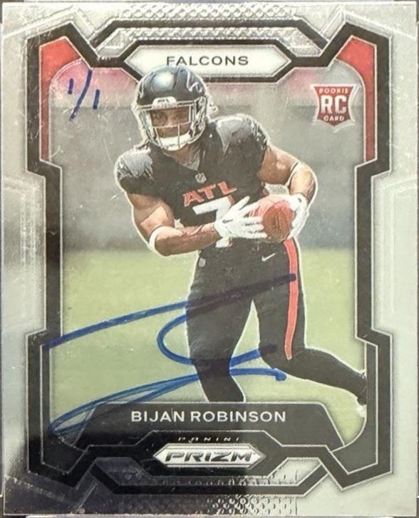 Bijan Robinson [Autograph White Sparkle] #305