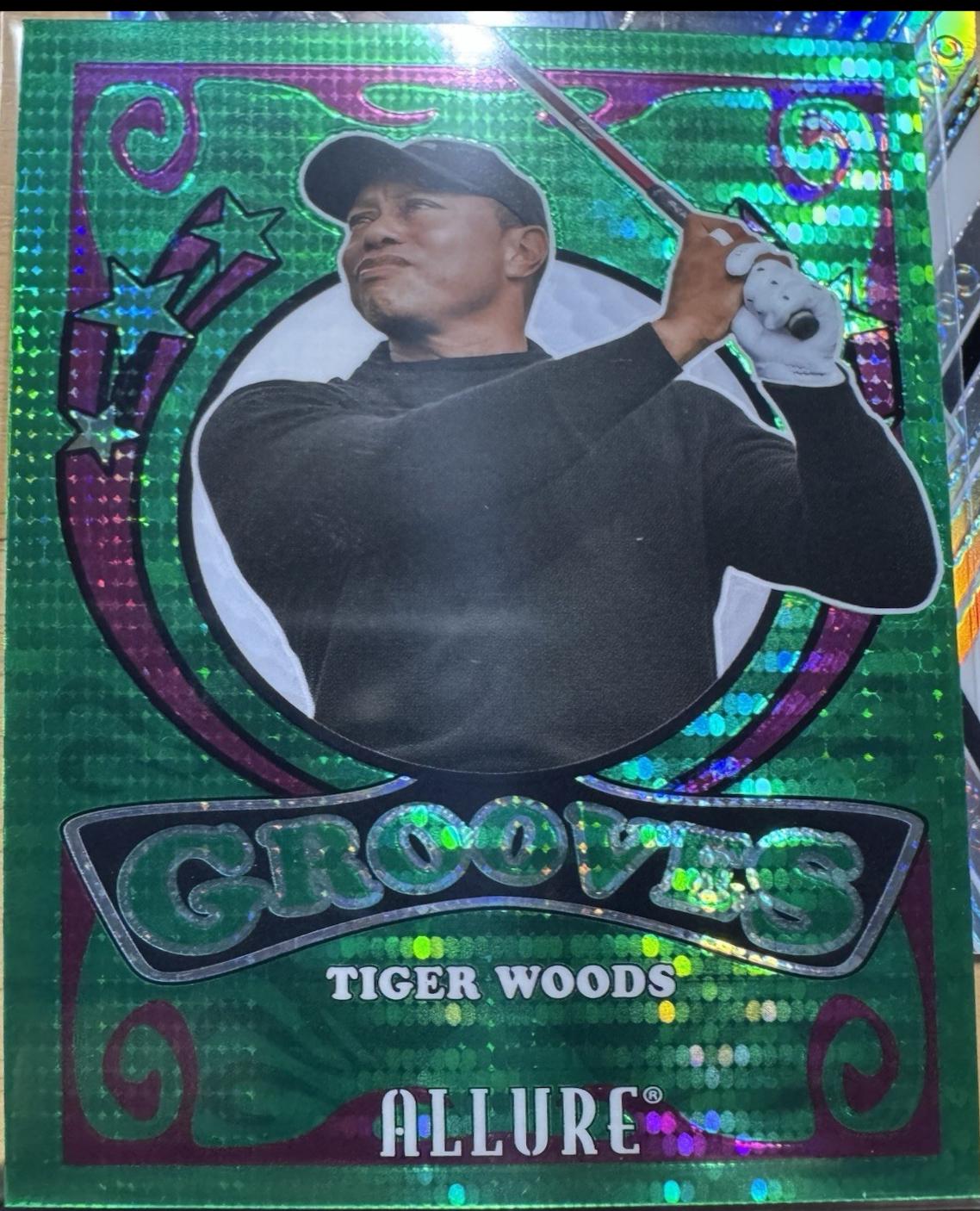 Tiger Woods [Spectrum Green] #GV-15
