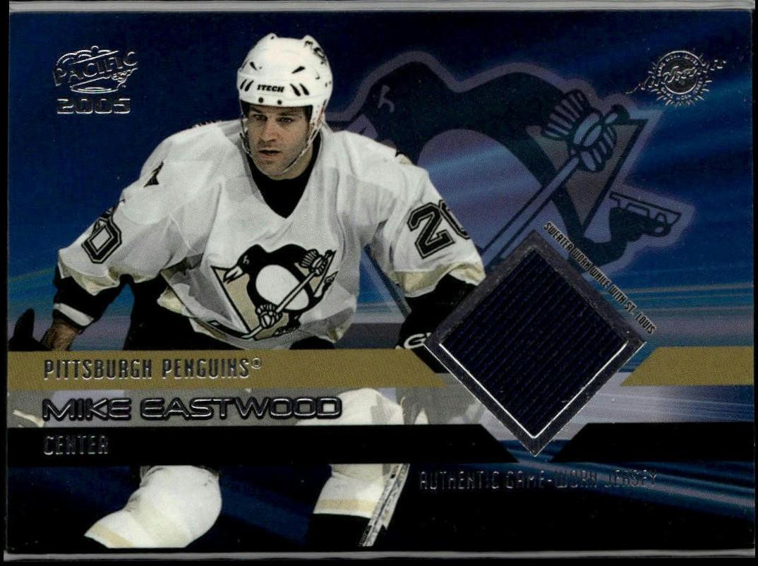 Mike Eastwood #32