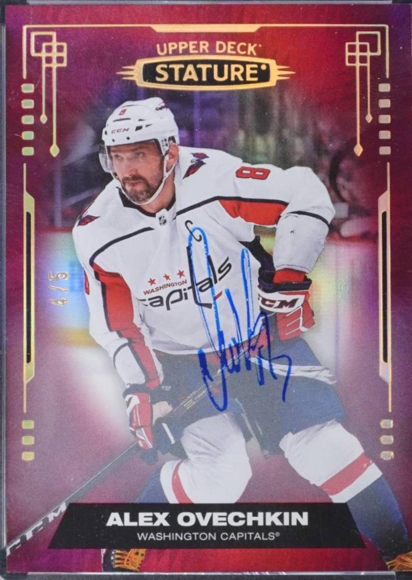 Alex Ovechkin [Photo Variant Autograph Red] #26