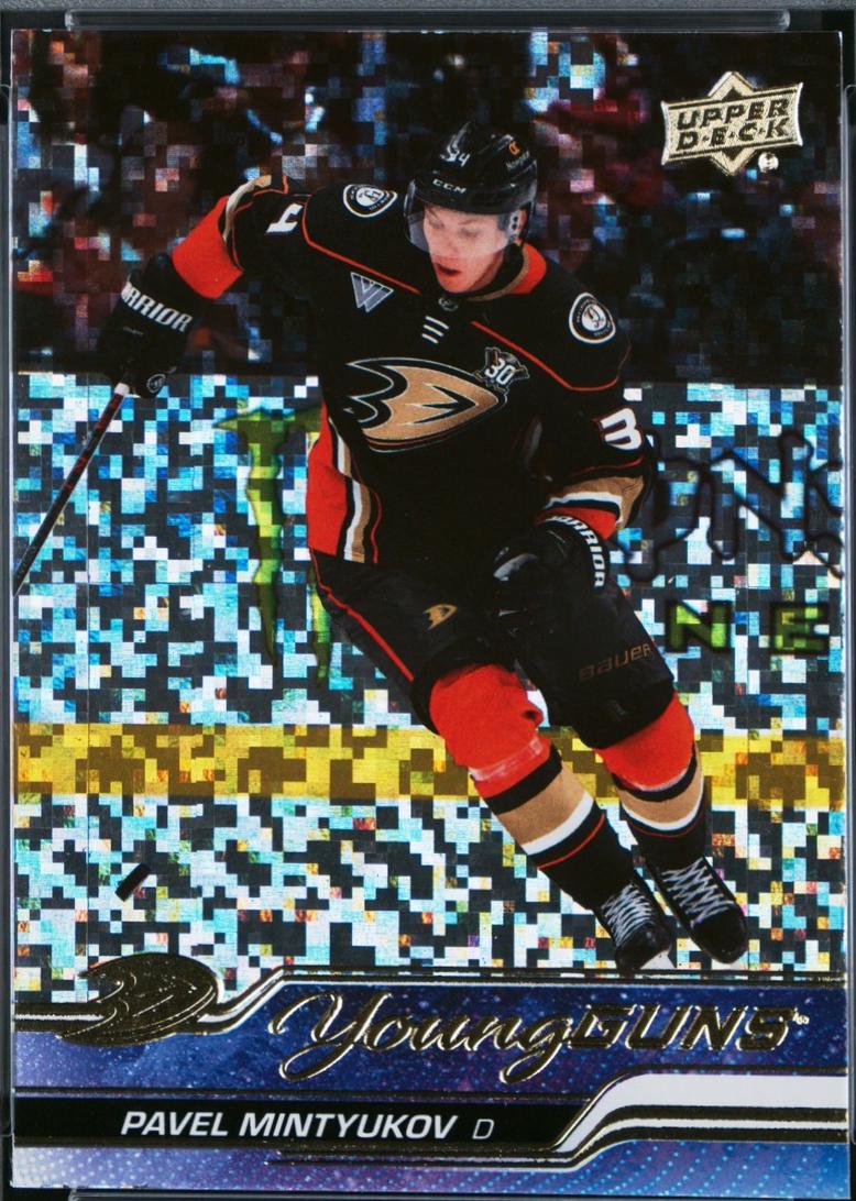Pavel Mintyukov [Speckled Rainbow Foil] #488