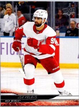Joe Veleno #70