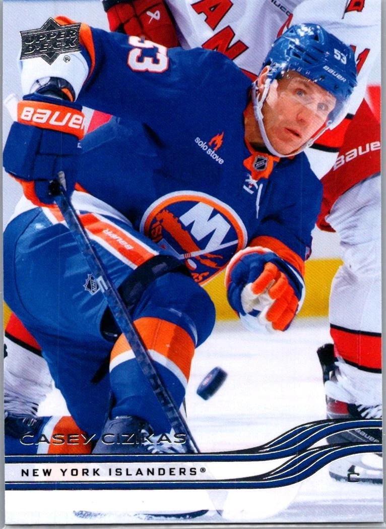 Casey Cizikas #107