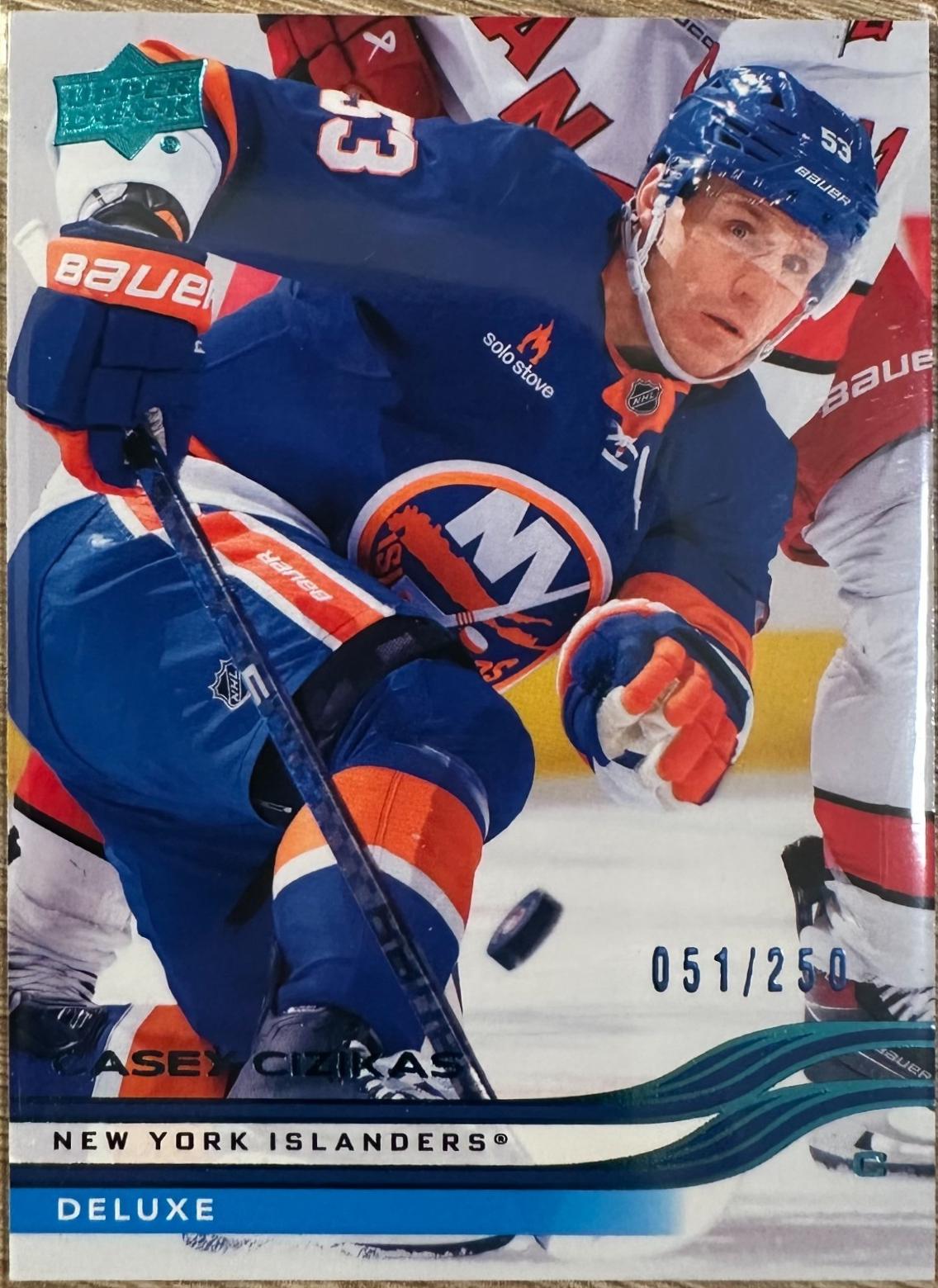 Casey Cizikas [Deluxe] #107