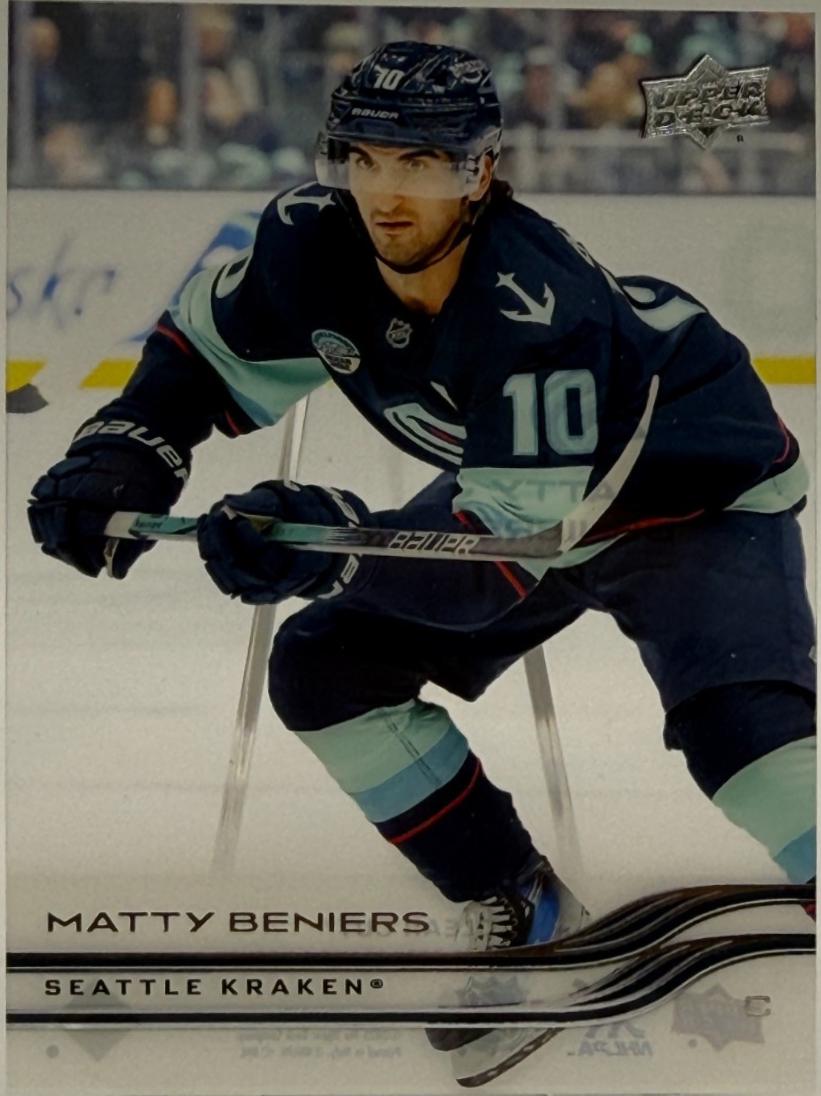 Matty Beniers [Clear Cut] #145