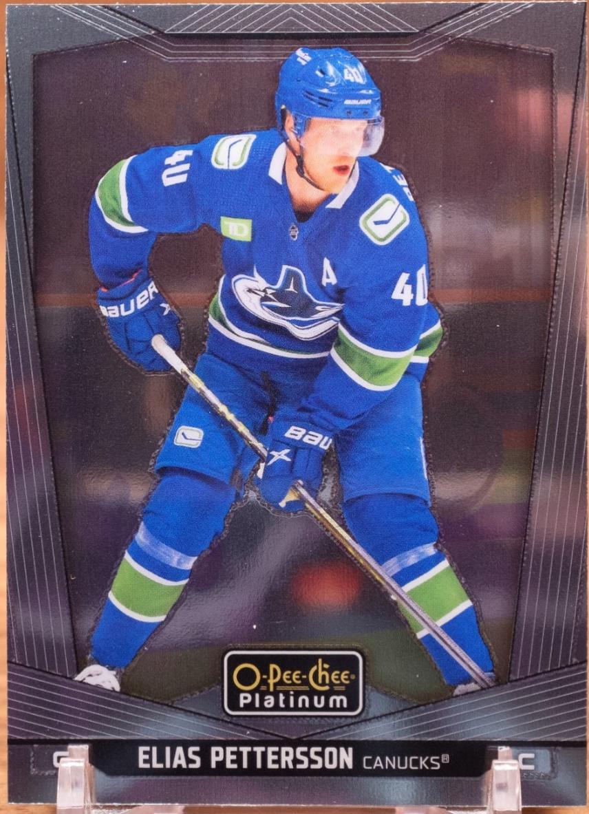 Elias Pettersson #35
