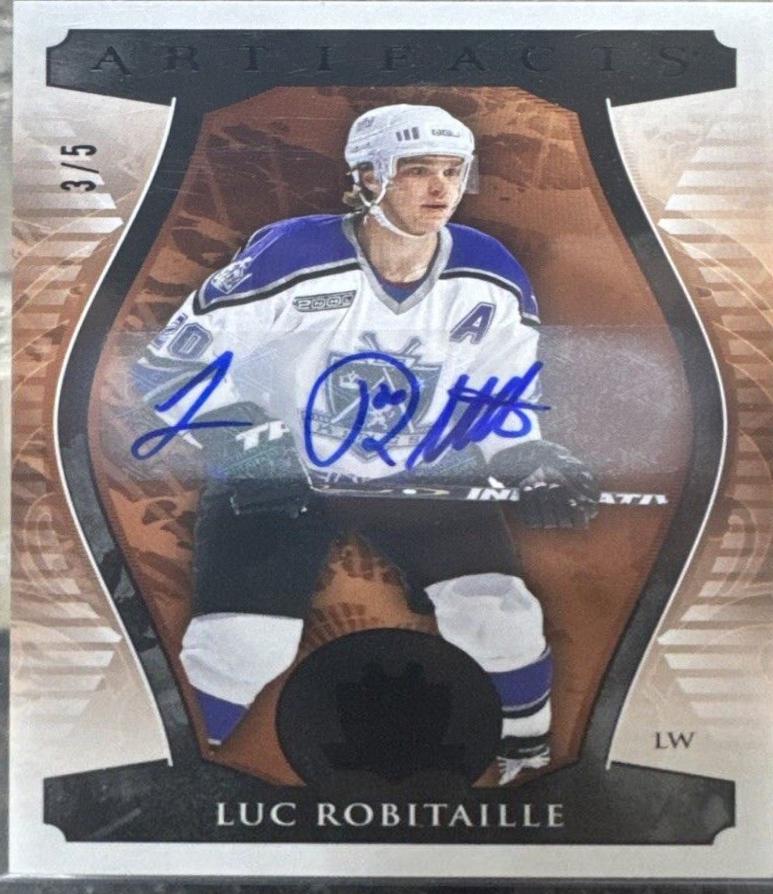 Luc Robitaille [Black Autograph] #165