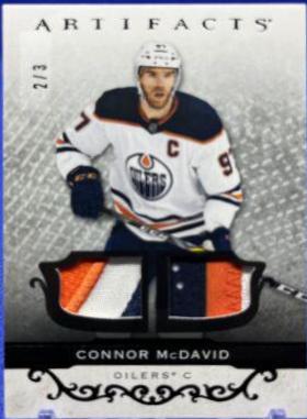 Connor McDavid [Material Black] #101