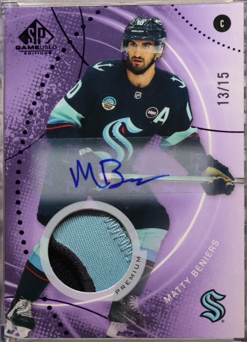 Matty Beniers [Purple Auto Premium Memorabilia] #82