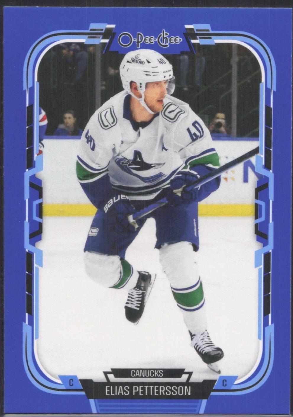 Elias Pettersson [Blue Border] #180